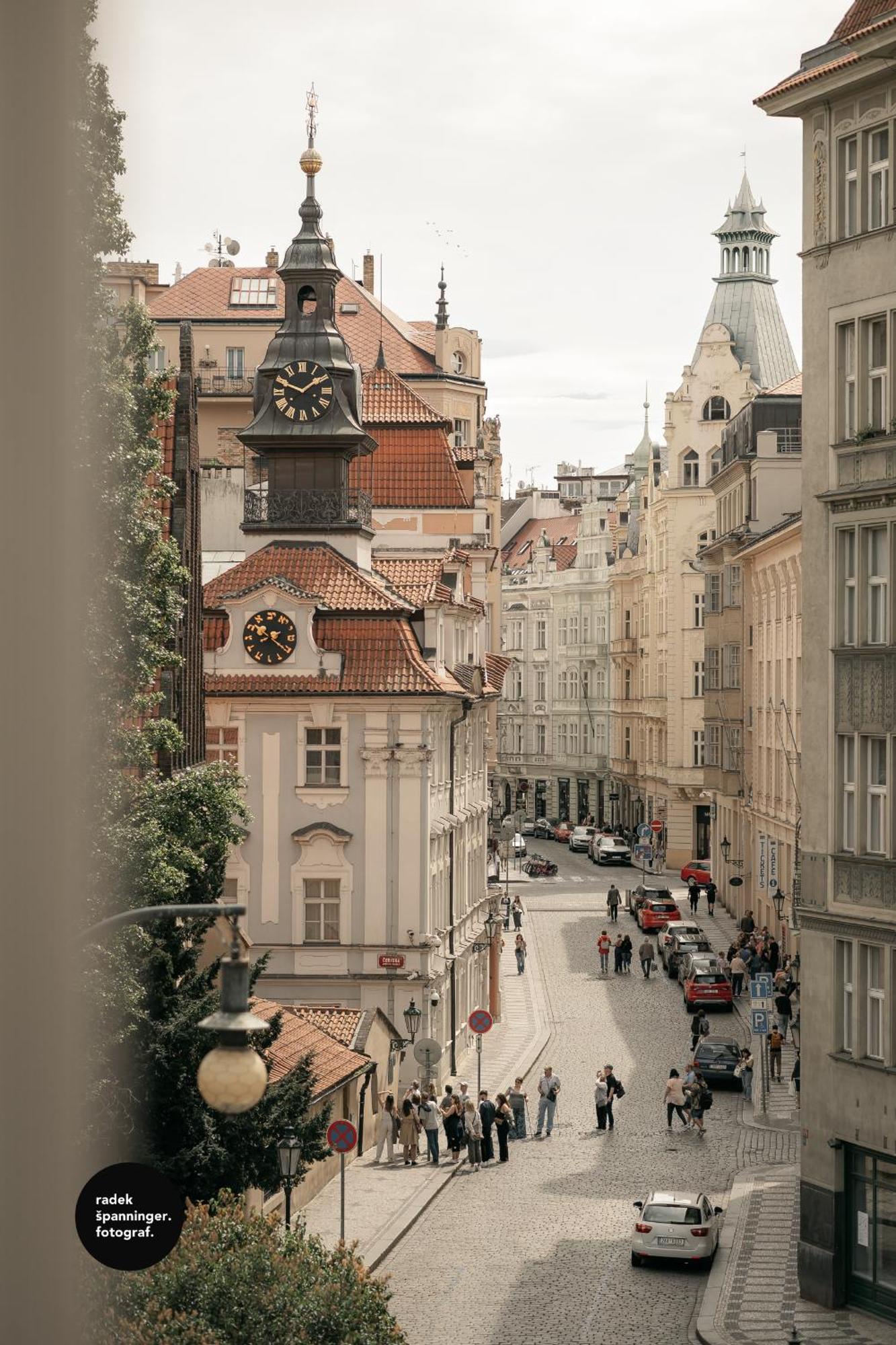 Central Apartments Parizska Praag Buitenkant foto
